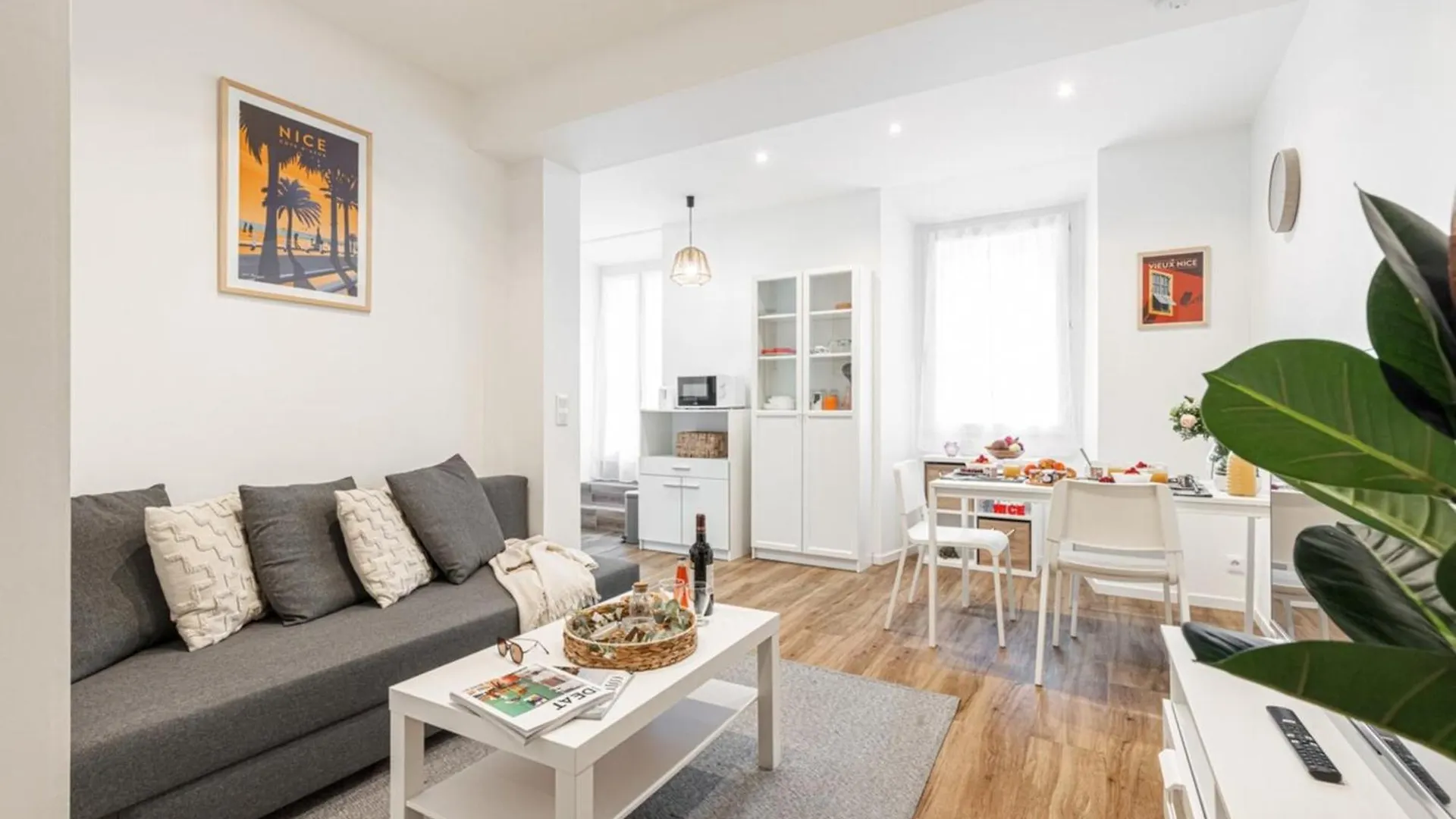 Mari 71 - Unique Apt Near Sea Nice 0*,  France